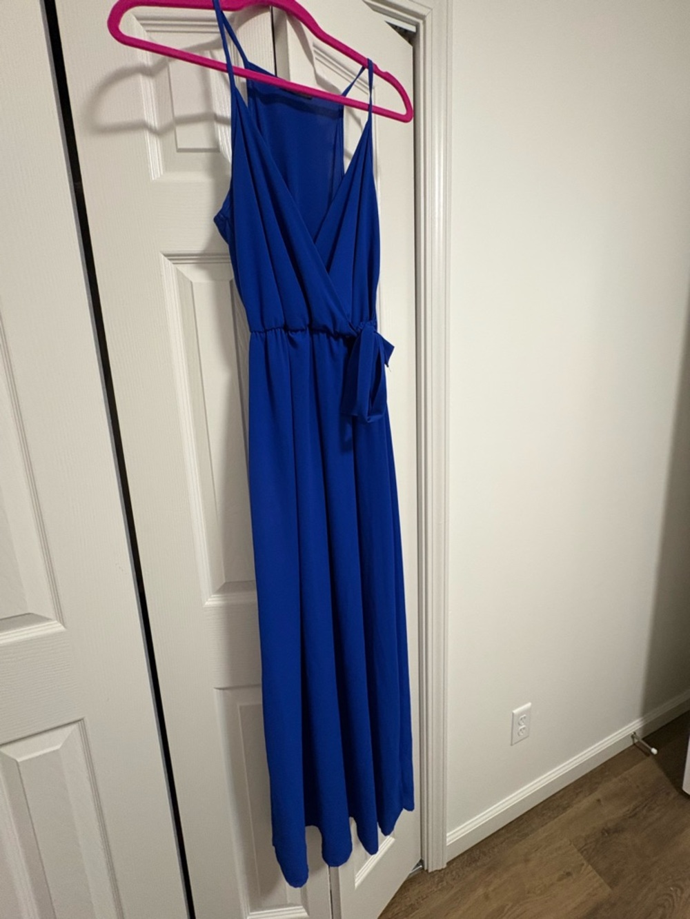 Blue Sleeveless Tie Maxi Dress with Waist Tie